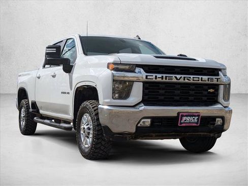 Used 2022 Chevrolet Silverado 2500 LT w/ Convenience Package AWD/4WD image 3