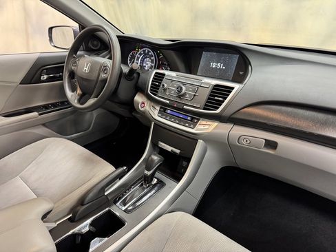 Used 2014 Honda Accord EX image 22