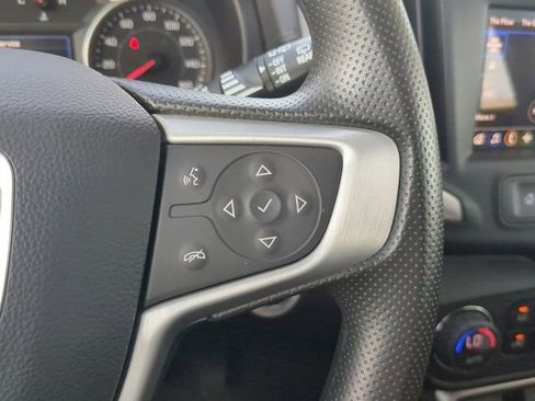 Used 2024 GMC Terrain SLE w/ Driver Convenience Package FWD image 24