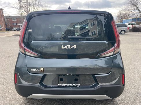 Certified 2023 Kia Soul LX image 4