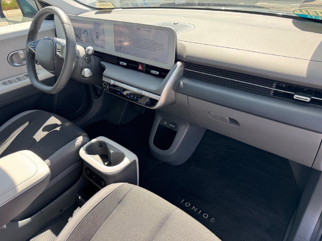 Certified 2024 Hyundai Ioniq 5 SEL RWD image 9