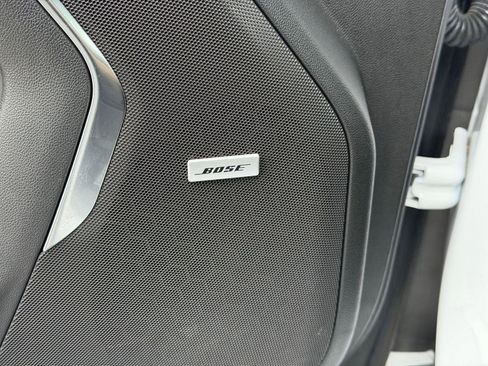 Used 2024 Chevrolet Suburban Premier image 8