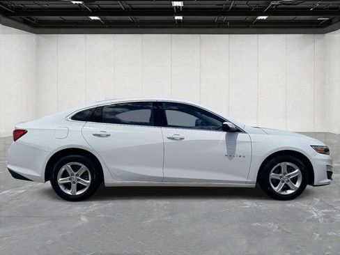 Used 2023 Chevrolet Malibu LT w/ Driver Confidence Package FWD image 4