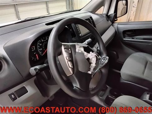 Used 2021 Nissan NV200 S FWD image 11