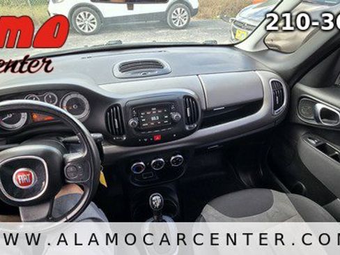 Used 2017 FIAT 500L Pop image 39