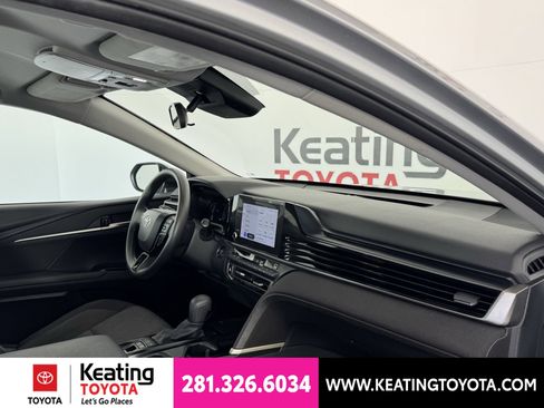 Used 2025 Toyota Camry LE FWD image 21
