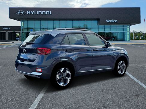 New 2026 Hyundai Venue SEL FWD image 8