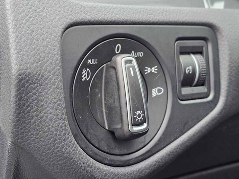 Used 2017 Volkswagen Golf Alltrack SEL image 27