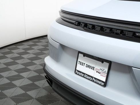 New 2026 Porsche Panamera RWD image 38