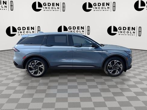 Used 2026 Lincoln Nautilus Premier w/ Equipment Group 102A AWD/4WD image 9