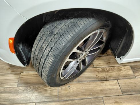 Certified 2019 Dodge Charger SXT w/ Cold Weather Package image 33