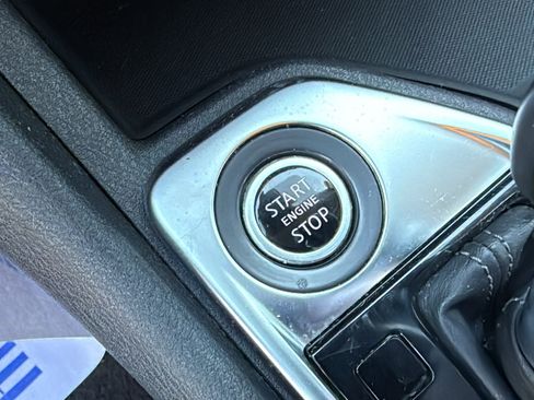Certified 2020 Nissan Sentra SV FWD image 12
