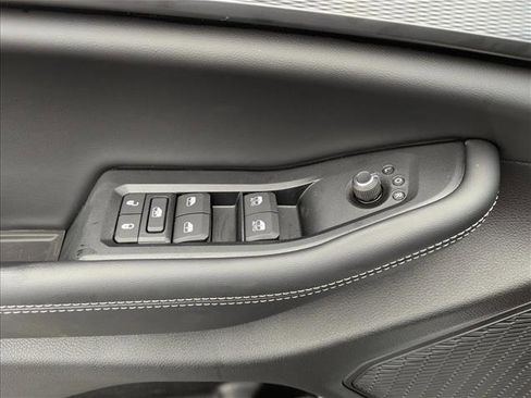 New 2025 Jeep Grand Cherokee Laredo X image 10