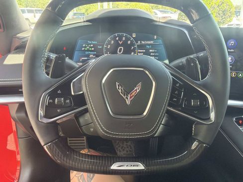 Used 2023 Chevrolet Corvette Z06 RWD image 25
