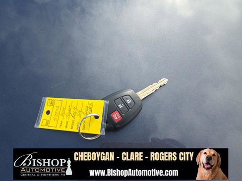 Used 2014 Toyota RAV4 XLE image 27