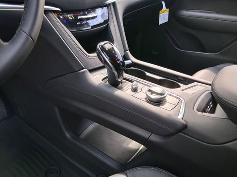 New 2026 Cadillac XT5 Premium Luxury image 16