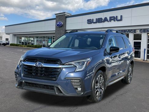 Used 2024 Subaru Ascent Limited image 3