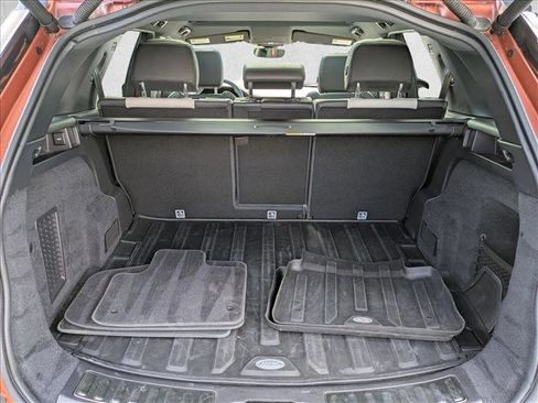 Used 2020 Land Rover Discovery Sport SE R-Dynamic AWD/4WD image 6