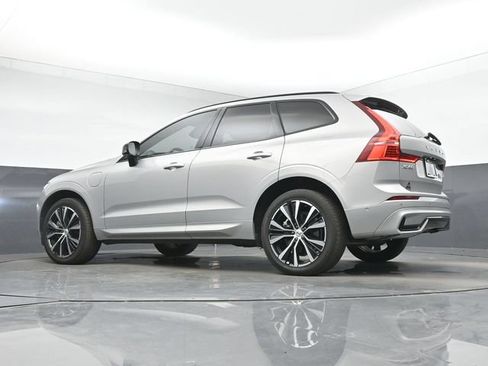 Used 2023 Volvo XC60 T8 Plus w/ Protection Package Premier AWD/4WD image 14