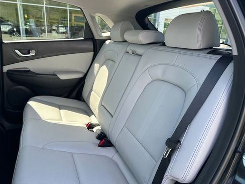 Used 2023 Hyundai Kona Limited w/ Cargo Package FWD image 33