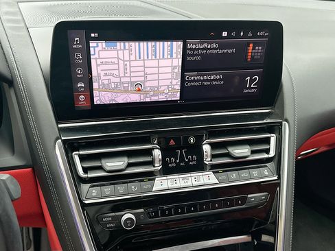 Used 2023 BMW M850i xDrive Convertible image 13