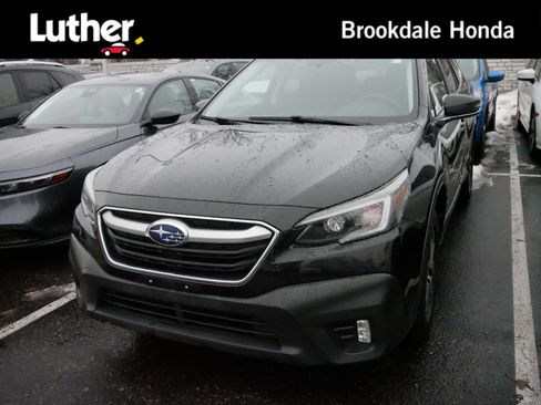 Used 2021 Subaru Outback Premium image 1