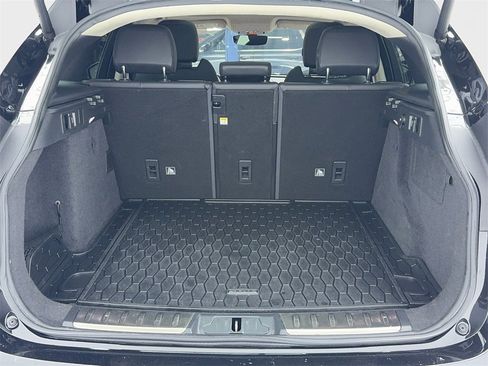 Used 2020 Jaguar F-PACE Checkered Flag image 12