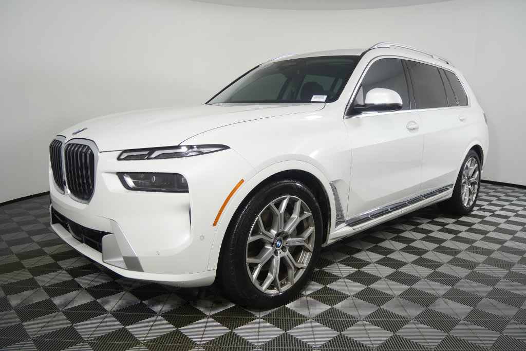Certified 2024 BMW X7 xDrive40i AWD/4WD image 8