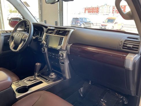 Used 2021 Toyota 4Runner Limited image 19
