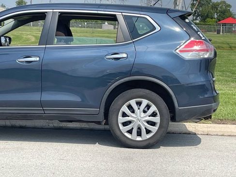 Used 2015 Nissan Rogue S AWD/4WD image 4