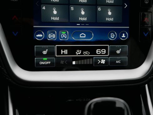 Used 2024 Subaru Outback Premium image 23