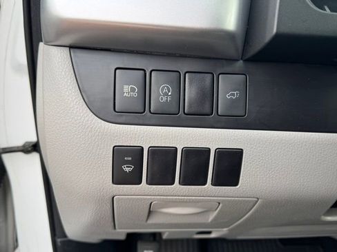 Used 2017 Toyota Highlander XLE image 30