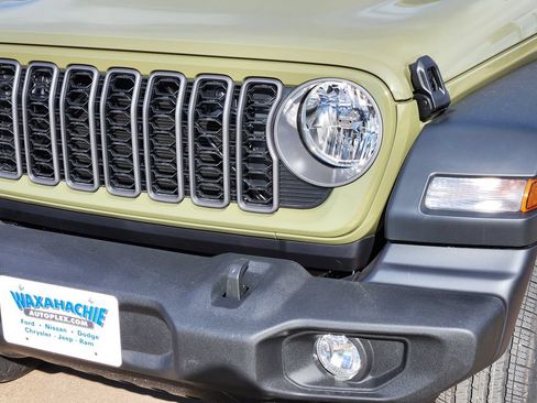 New 2026 Jeep Wrangler Unlimited Sport AWD/4WD image 4