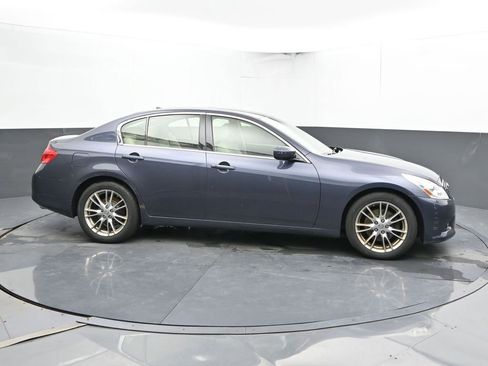 Used 2012 INFINITI G37 x Sedan w/ Premium Pkg AWD/4WD image 4
