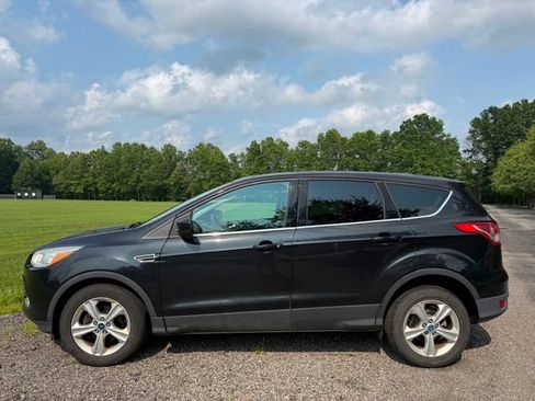 Used 2013 Ford Escape SE FWD image 2