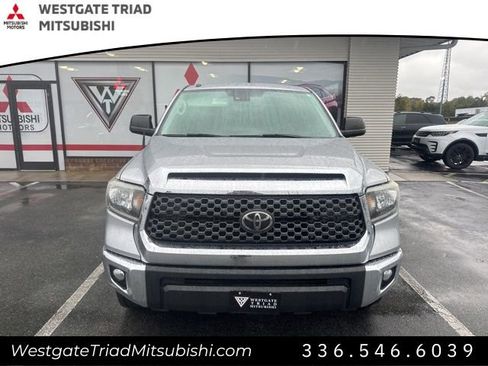 Used 2018 Toyota Tundra SR5 image 2