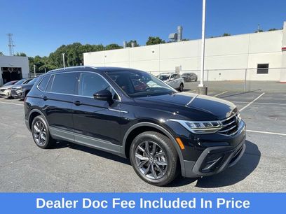 Used 2023 Volkswagen Tiguan SE