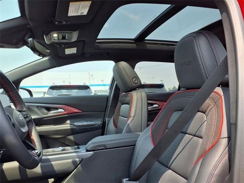 New 2025 Chevrolet Equinox EV RS image 21