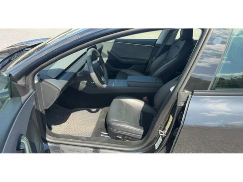 Used 2024 Tesla Model 3 Standard Range RWD image 5