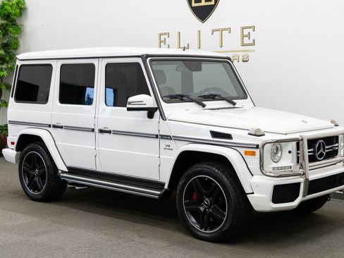 Used 2015 Mercedes-Benz G 63 AMG 4MATIC w/ PA6 Package image 9