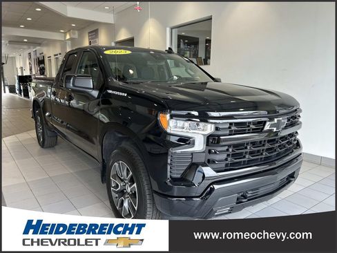 Used 2023 Chevrolet Silverado 1500 RST w/ Protection Package AWD/4WD image 1