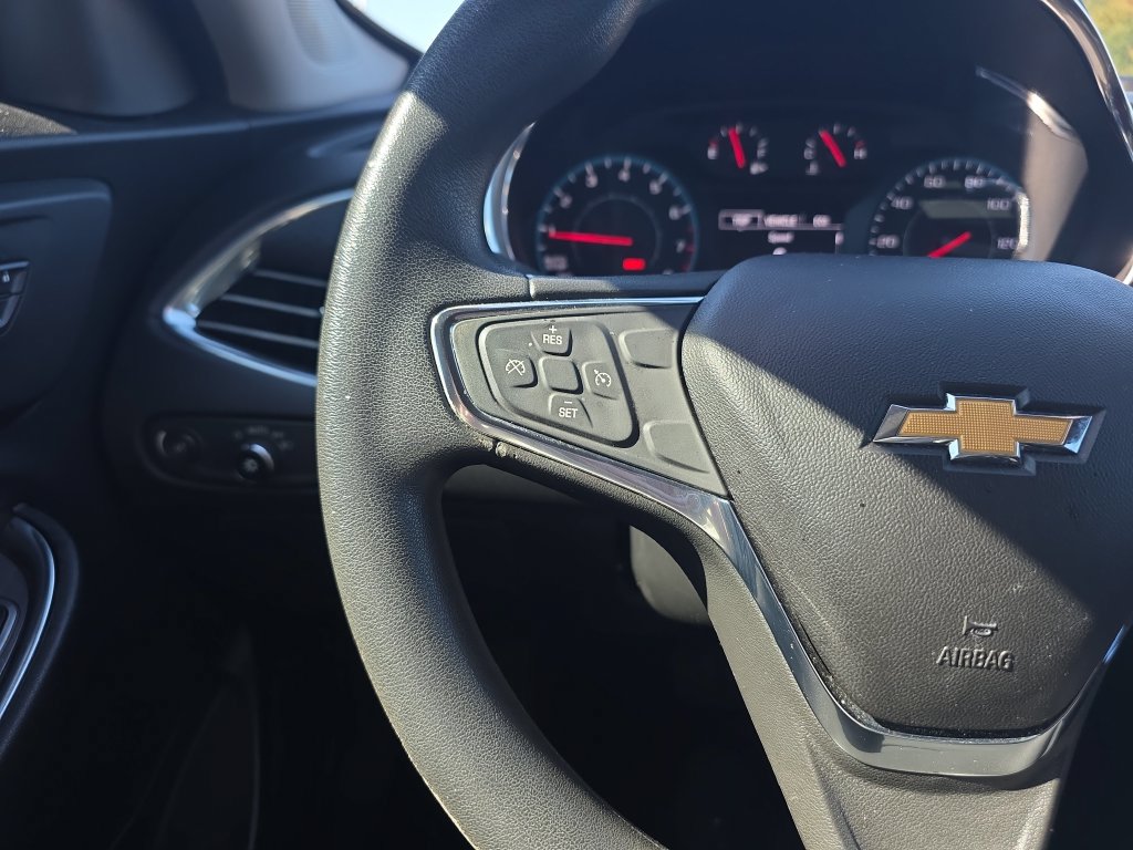 Used 2018 Chevrolet Malibu LT FWD image 27