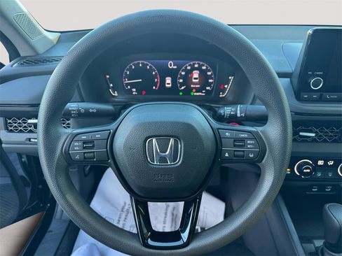 Used 2023 Honda Accord EX image 12