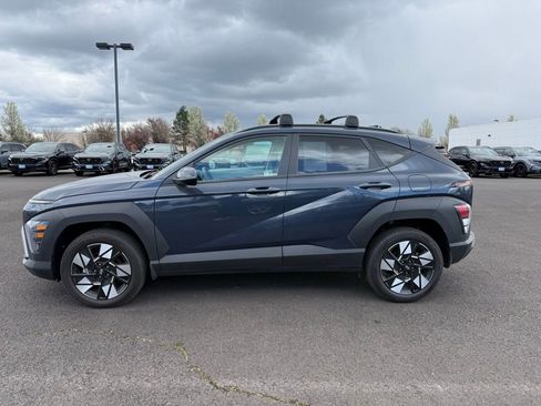Used 2025 Hyundai Kona SEL image 4