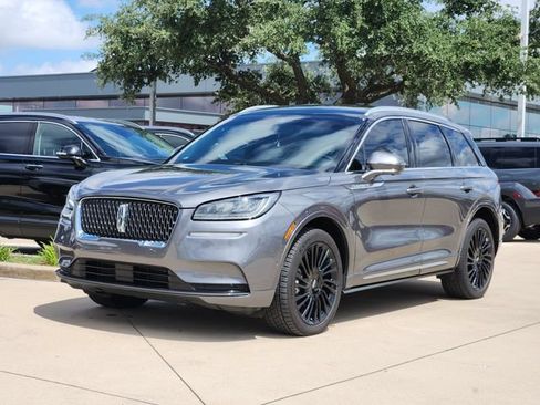 Used 2022 Lincoln Corsair Reserve w/ Equipment Group 201A FWD image 2