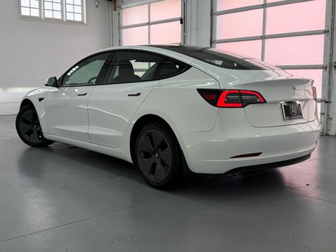 Used 2023 Tesla Model 3 Standard Range RWD image 3