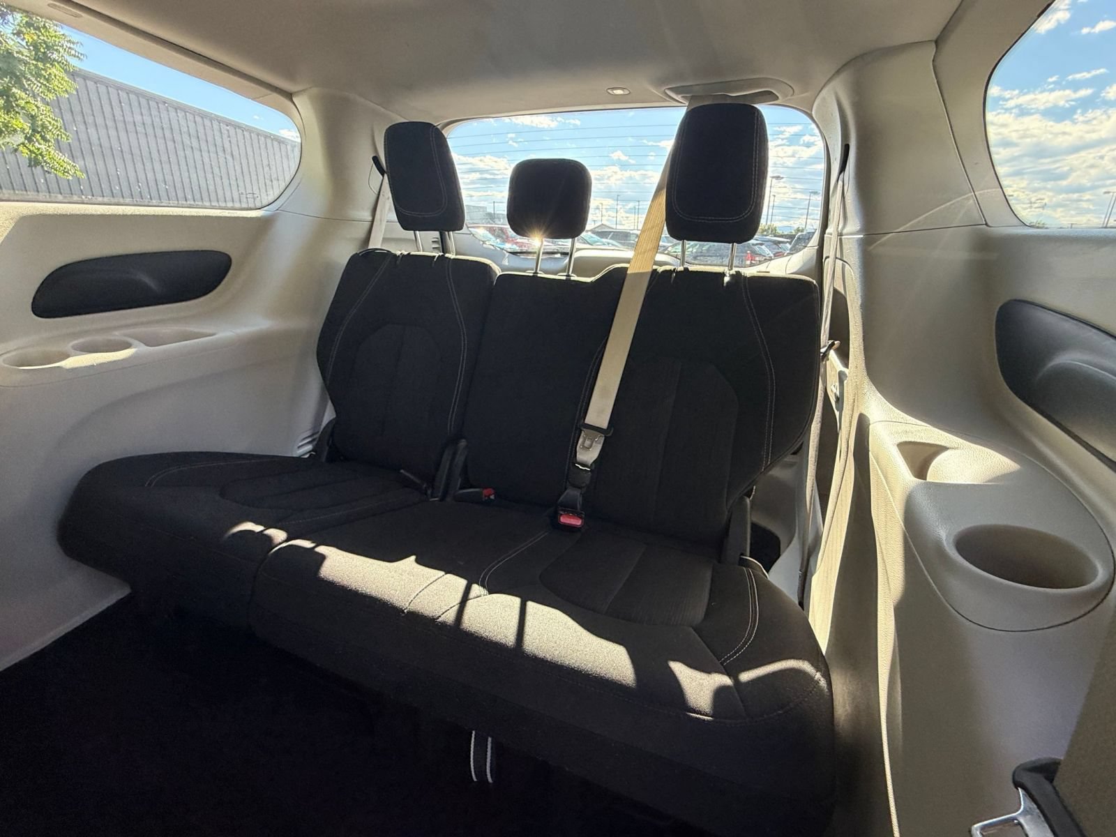 Used 2024 Chrysler Voyager LX FWD image 30