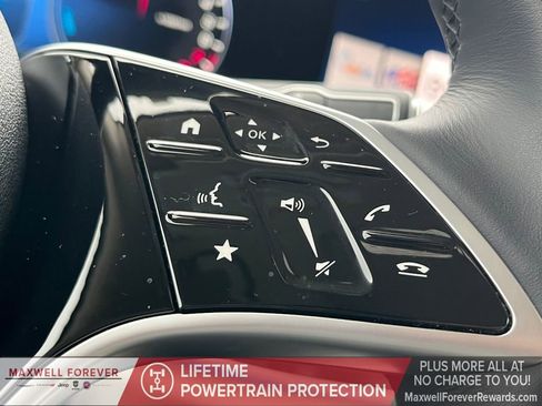 Used 2025 Mercedes-Benz GLE 450e 4MATIC image 10