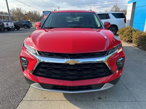 Used 2024 Chevrolet Blazer LT w/ Convenience Package image 3