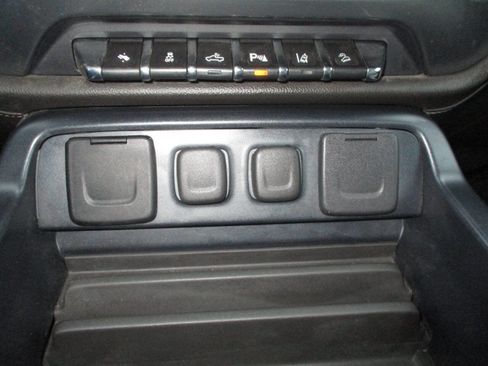 Used 2014 Chevrolet Silverado 1500 LTZ Z71 w/ LTZ Plus Package image 11